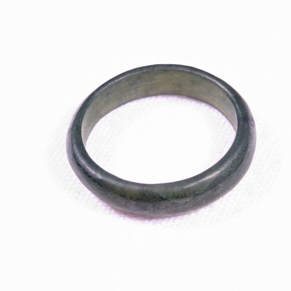 Green jade stone ring size 7, protection from harm good luck jewelry - Picture 3 of 10